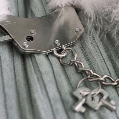 Наручники металеві Adrien Lastic Handcuffs White з білим пухнастим оздобленням AD30310 фото
